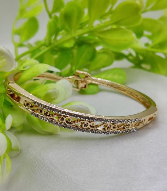 Intricately Crafted Adjustable Bracelet