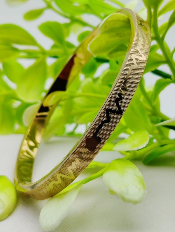 Premium Heartbeat Bracelet