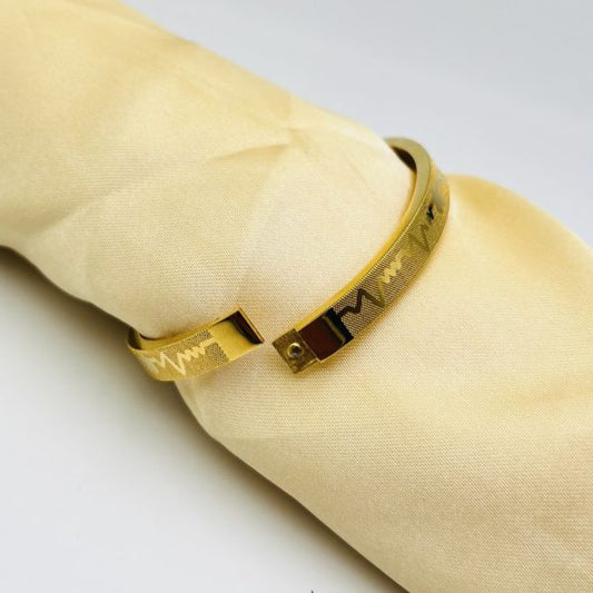 Premium Heartbeat Bracelet