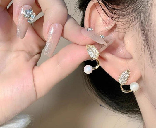 Leaf Pearl Earrings