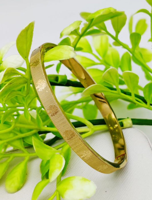 Cartier-inspired Adjustable Gold Bangle Bracelet